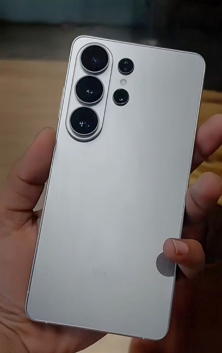 Samsung Galaxy S26 Ultra (512GB) - цвят Silver Shadow (сребърен), фабрично запечатан