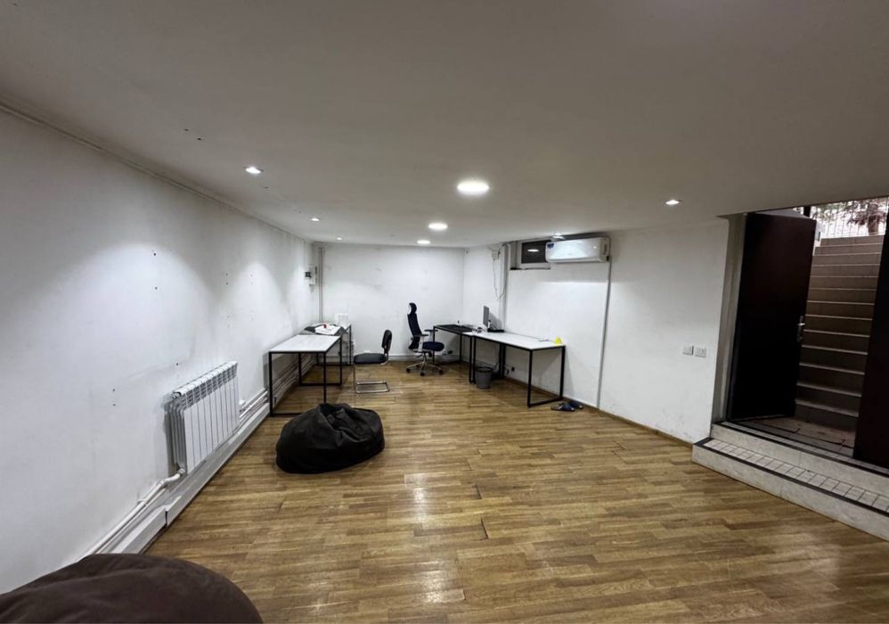 Аренда под офис 2 минут от метро Шахристан! 60м2, 2 комната 500$!