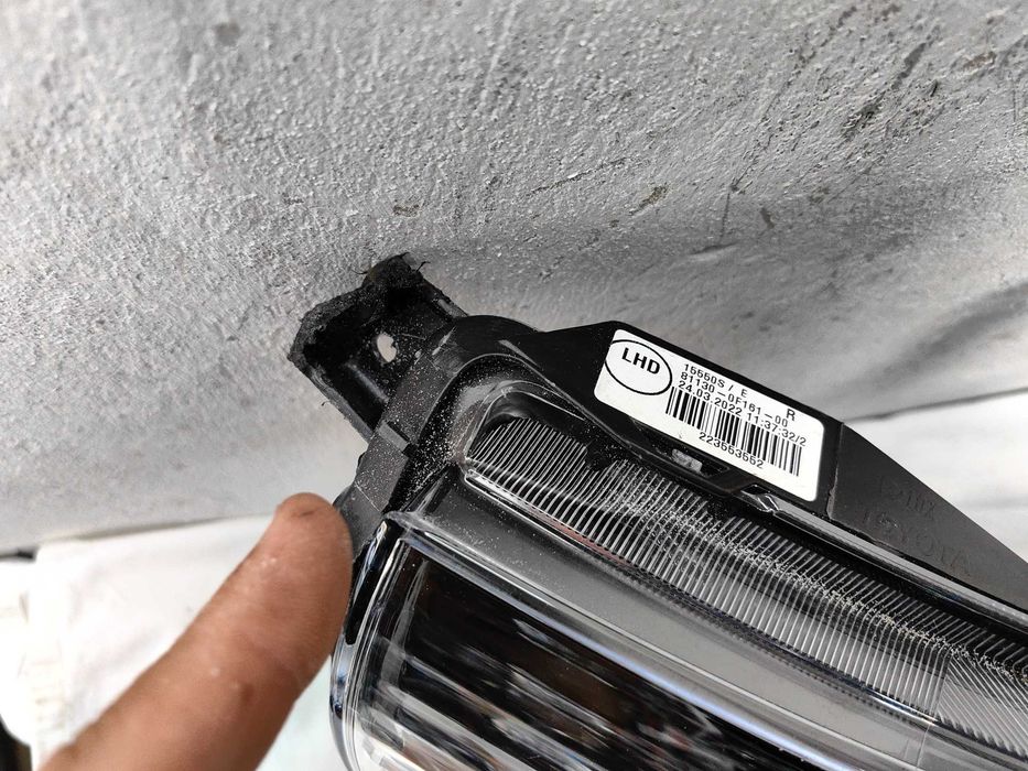 Оригинален фар Тойота  Toyota Verso 13-16