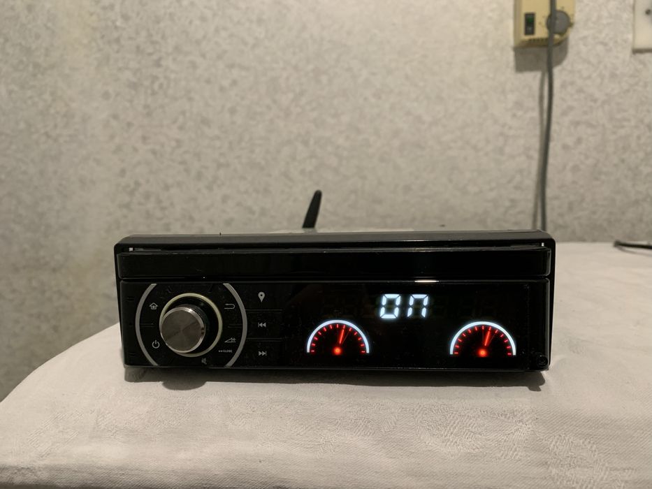 Мултимедия 1 Дин с проблем