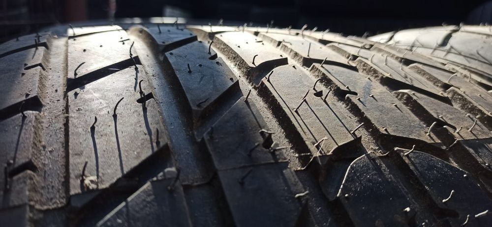 300 680 18 Hankook Ventus Z207 Competition 2 anvelope vara noi Radical