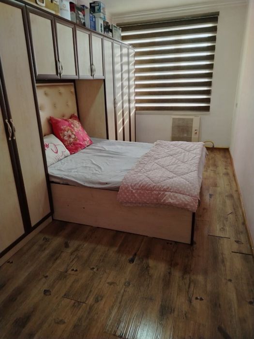 Арзон нархда катта квартира Эркин савдо рупарасида шахар маркази 90кв