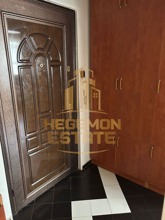 Продава се Тристаен апартамент в Варна, Цветен квартал - 68 кв.м за 2206 €/кв.м - Снимка #12