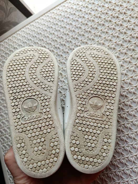 Кеды 24размер фирменная обувь для детей