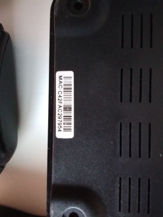 Страхотен и бърз и мощен TV-Box