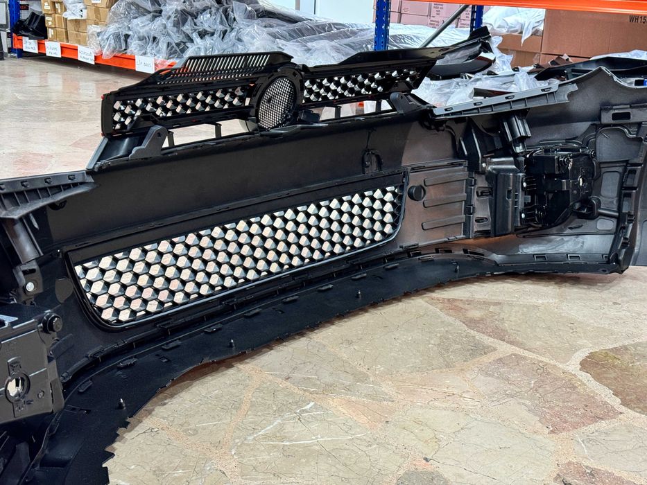 Bara Fata Volkswagen Golf 6 GTI Look