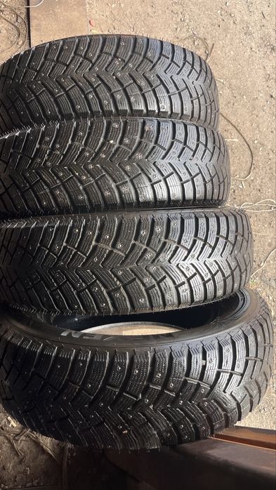215/70 R16 NEXEN 4шт