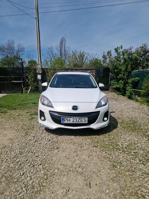MAZDA 3 0 — imagine 2