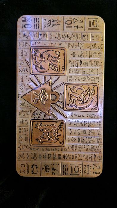 Yu gi oh кутия.  250 карти + лимитирани