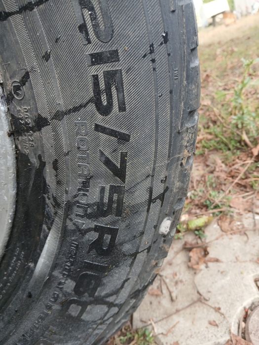 Roți complete și echilibrate Ford Transit 215/75/16-C + cauciucuri