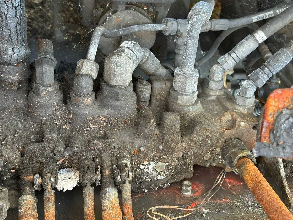 Dezmembrez stivuitor HYSTER cu motor pe gas/ GPL