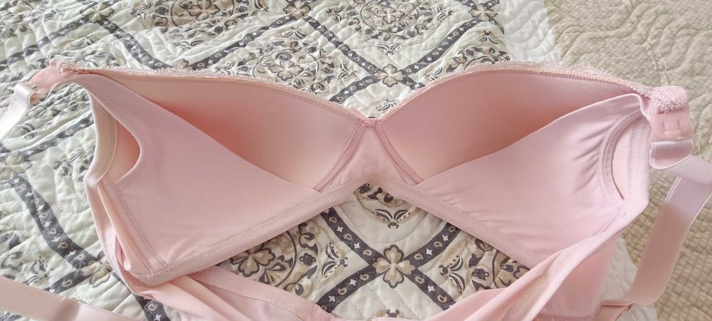 Sutien  roz,pt alăptare, măsura 40