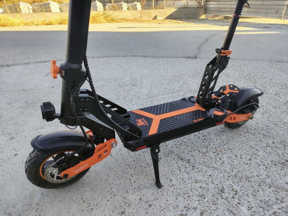Vând trotineta electrica Kukirin G2 Max