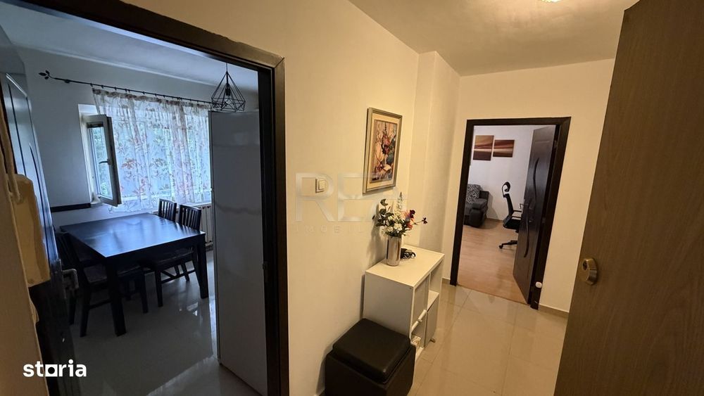 3 camere Vitan decomandat, et. 3, an 1992, metrou, 76 mp