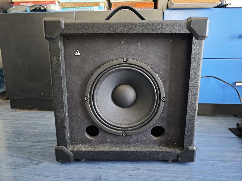 Roland Cube 20XL Celestion amplificator chitara