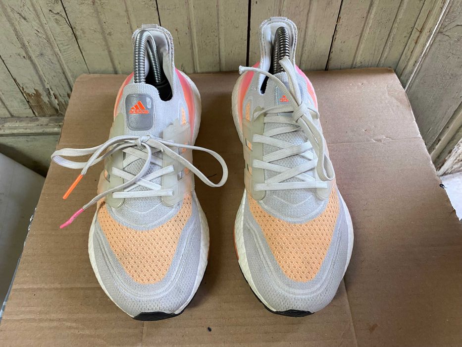 ''Adidas Ultraboost 21''оригинални маратонки 38 номер