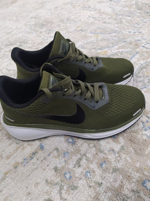 Кросовки кросовки кросовки