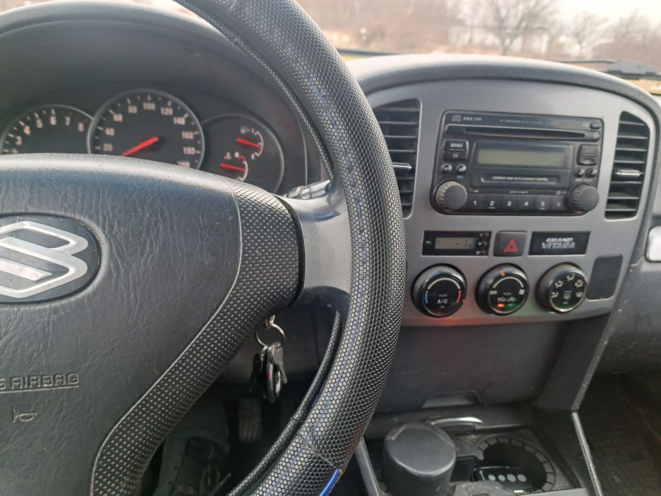 Suzuki Grand Vitara 2004, 1.6 Benzină , 16 V