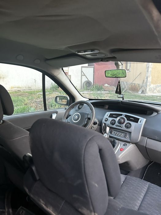 AUDI A4 0 — imagine 5