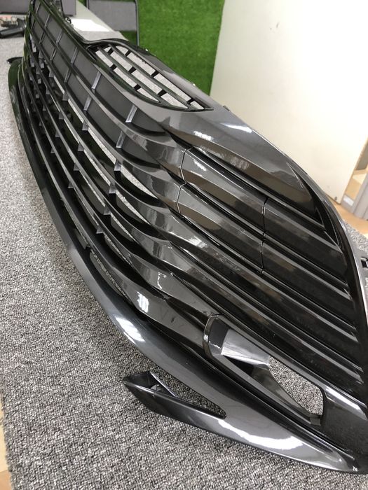 Решетка в бампер Камри 70 Европа