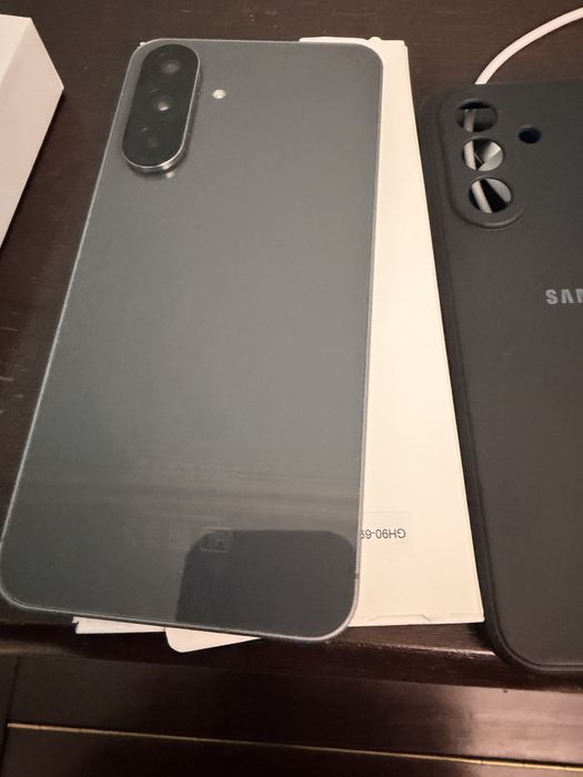 SamSung А56 5G， в гарантии