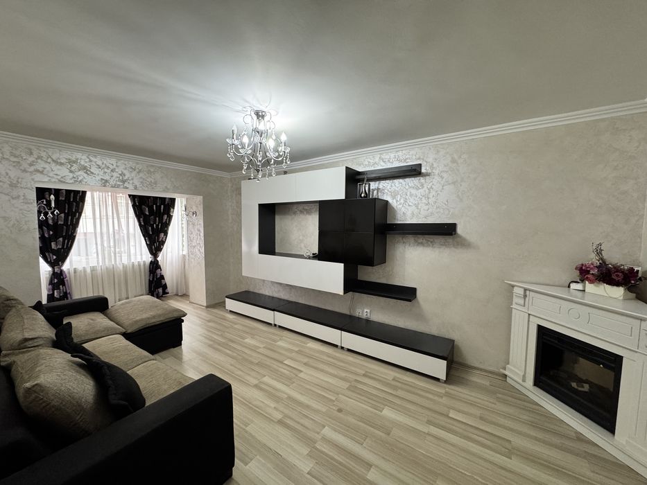 Inchiriez apartament