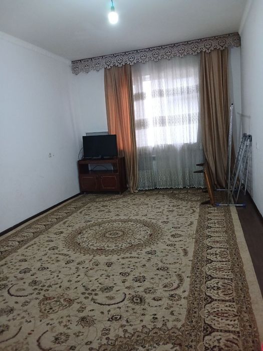 Arendaga uy bor bez makler