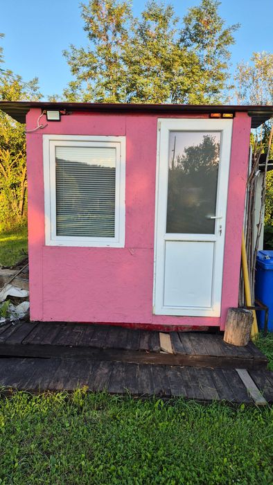 Vând container locuibil