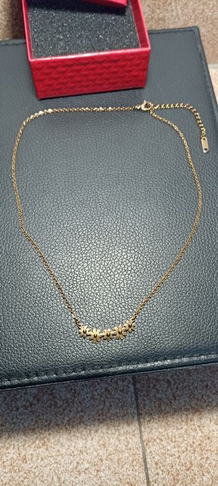 Стилно дамско колие