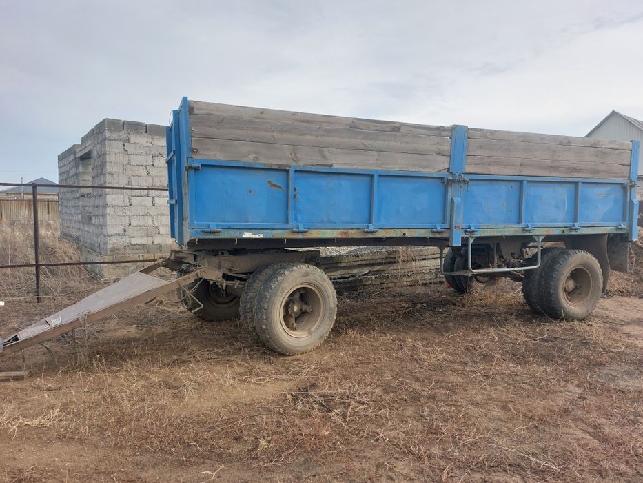 Продам бортовой прицеп 6.20