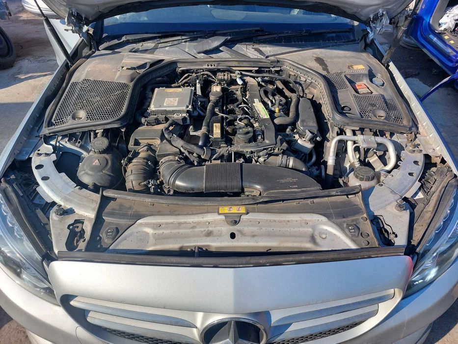 На Части: Mercedes-Benz W205 AMG C220d 170 кс 2015 с код 651, Панорама