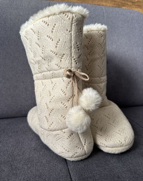 Топли ботуши за в къщи от Oysho