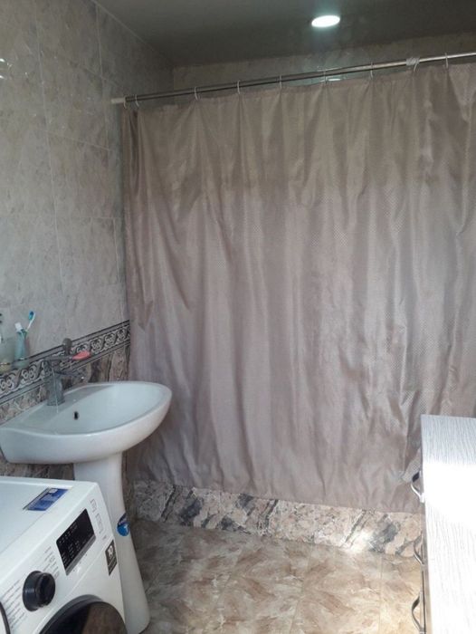 Хонабод 1.5сот 4та хона Уй сотилади 2021 йил курилган