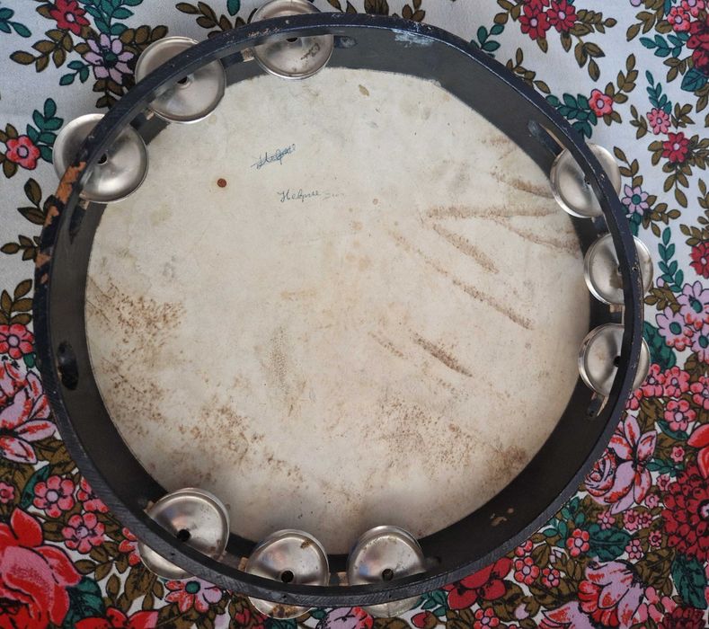 Дайре с естествена кожа ретро