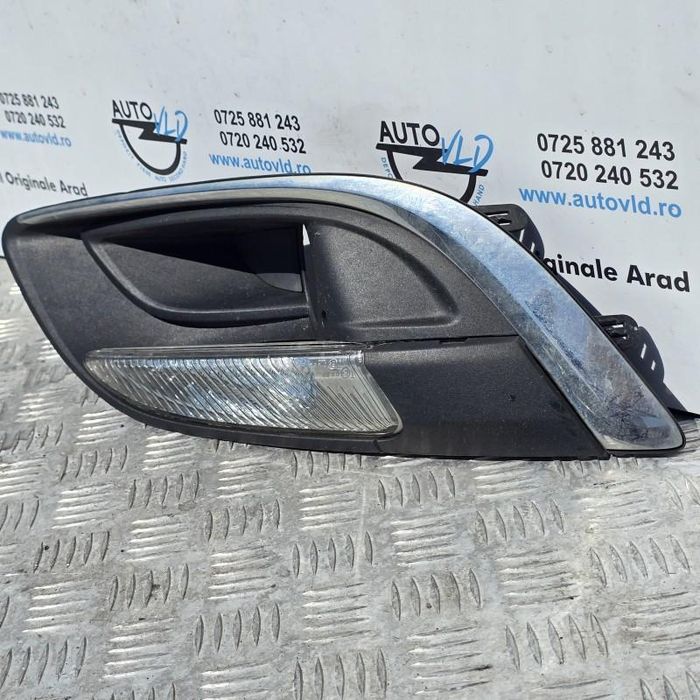 Grila proiector dreapta Opel Astra J Facelift