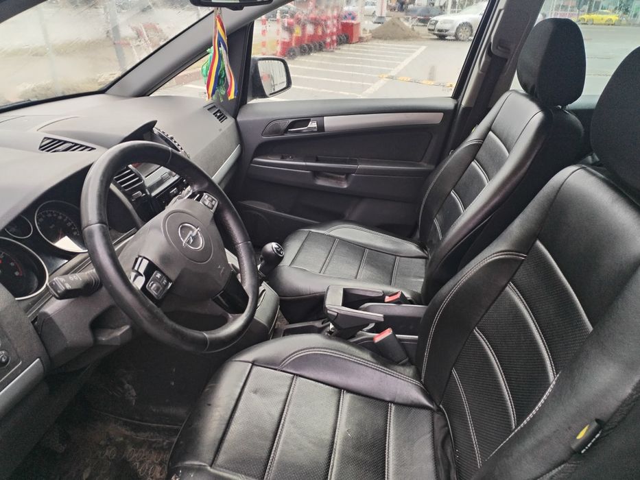 Opel zafira 7 locuri, an 2011