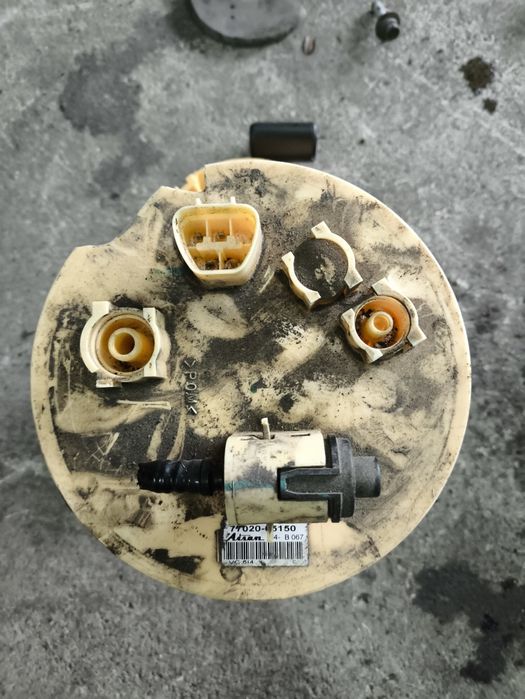 Помпа в резервоар за Toyota Avensis III T27,T29 2.0D