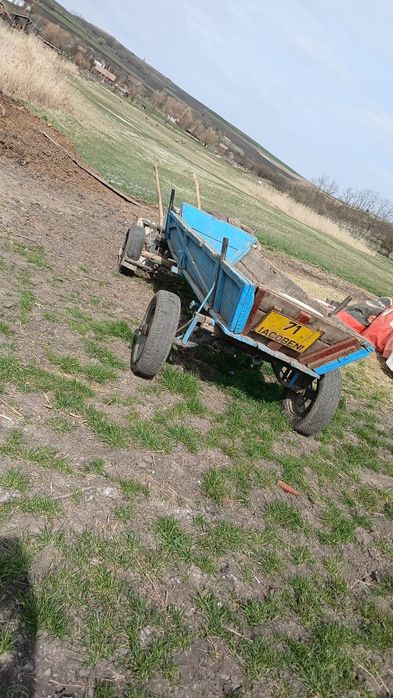 Vand  sau combinații căruță pe spițe