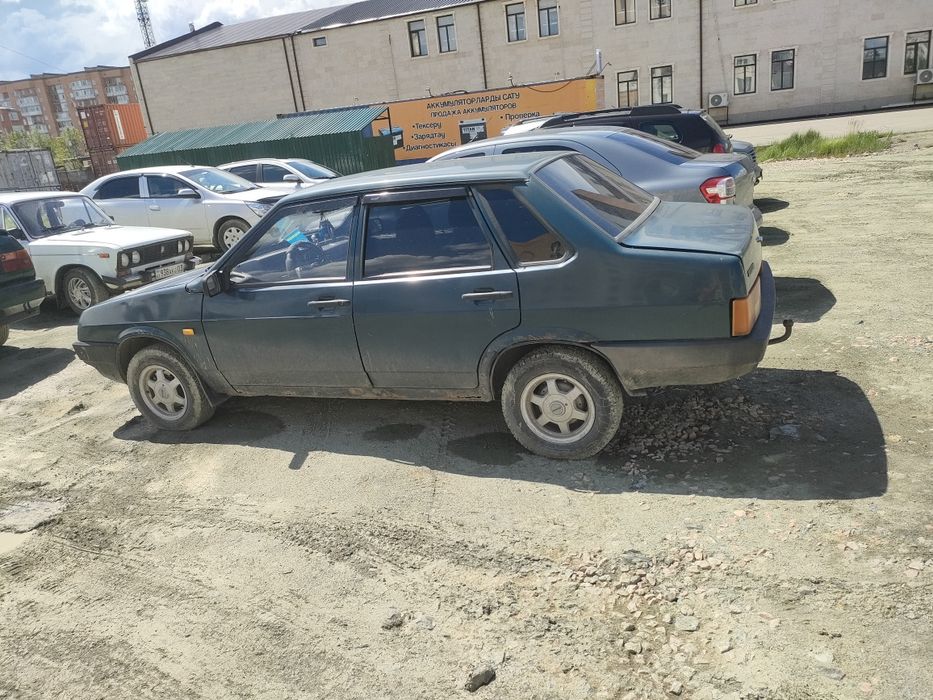 продам машину ваз 21099