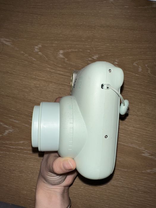 Продам Instax mini 12