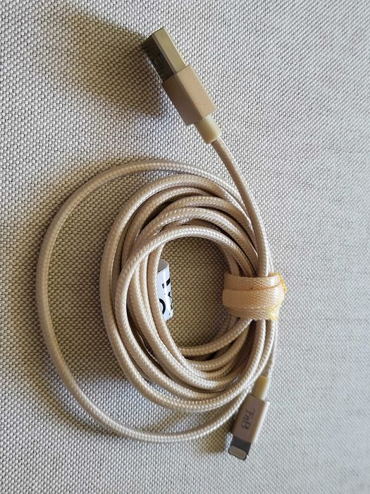 Безжични зарядни и зареждащи кабели; Външна батерия-Power bank