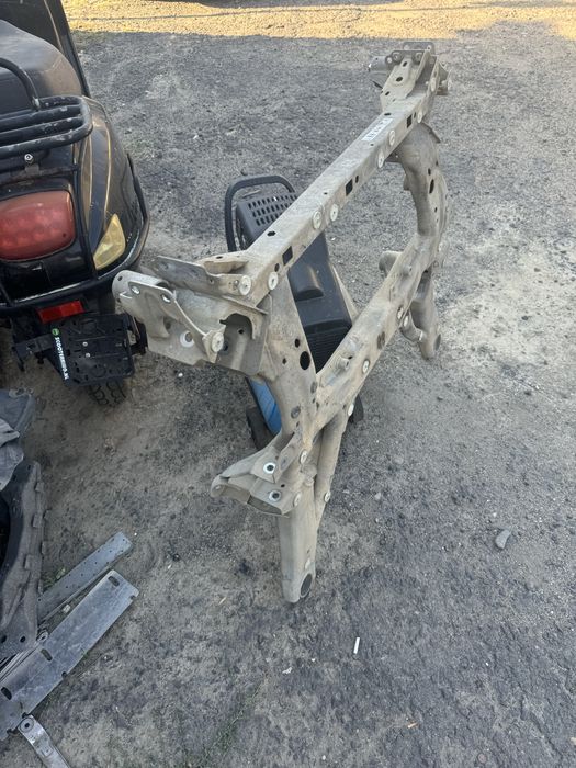 Bmw G20 G21 G22 g26 преден мост без забелешки само задно