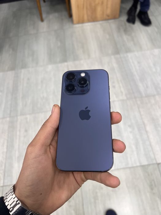 iPhone 15 pro 256/81
