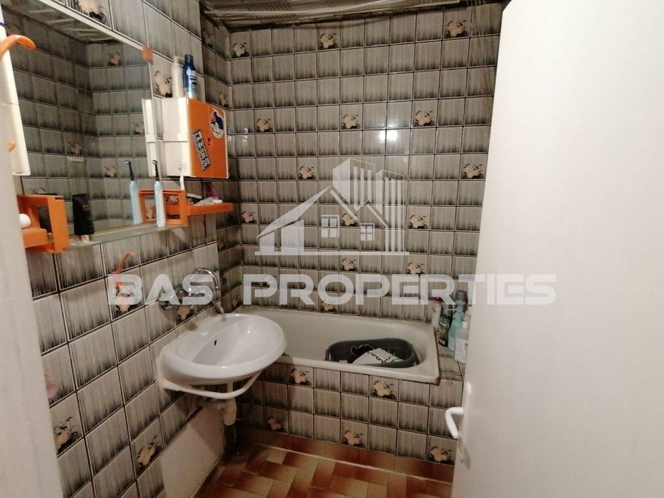 Продава се Двустаен апартамент в София, Фондови жилища - 65 кв.м за 2154 €/кв.м - Снимка #6