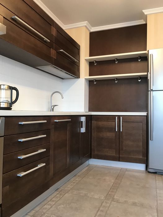 Продам 5- комнатную квартиру.