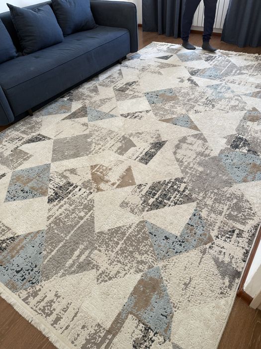 Срочно продаю диван