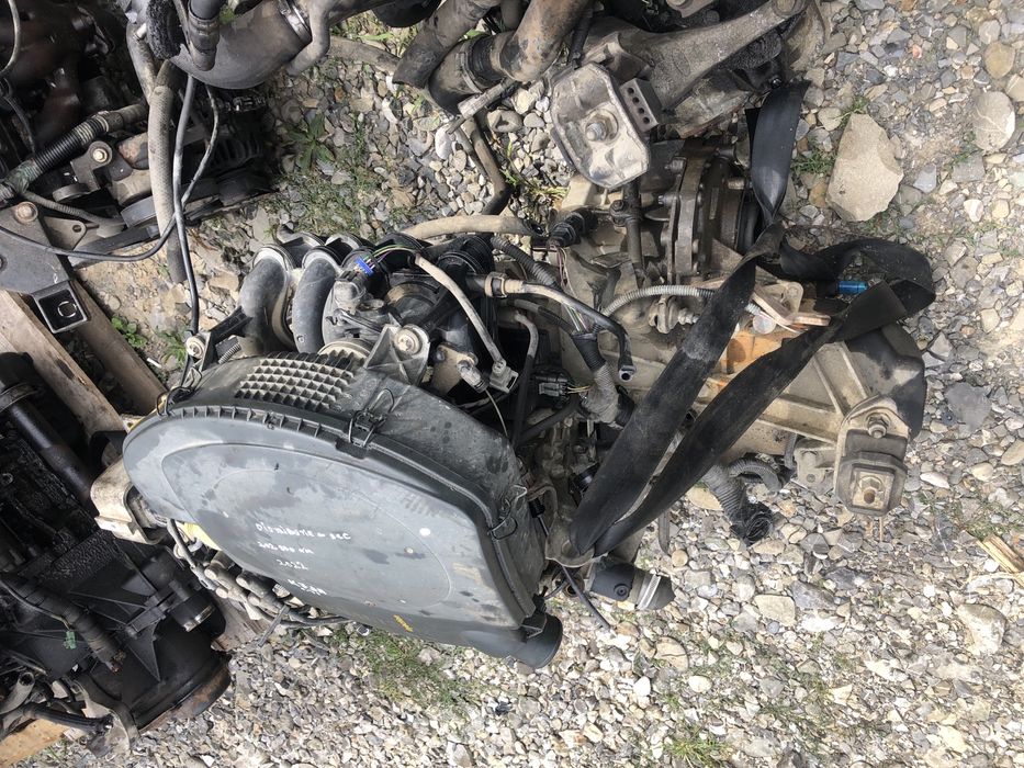 Motor Dacia logan/Sandero 1.4i cod K7JA Pret 1200lei