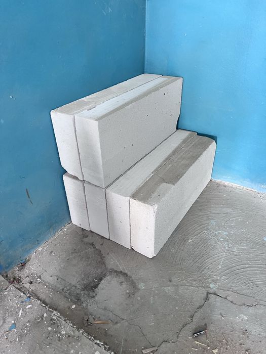 Газоблок кирпич 7 штук