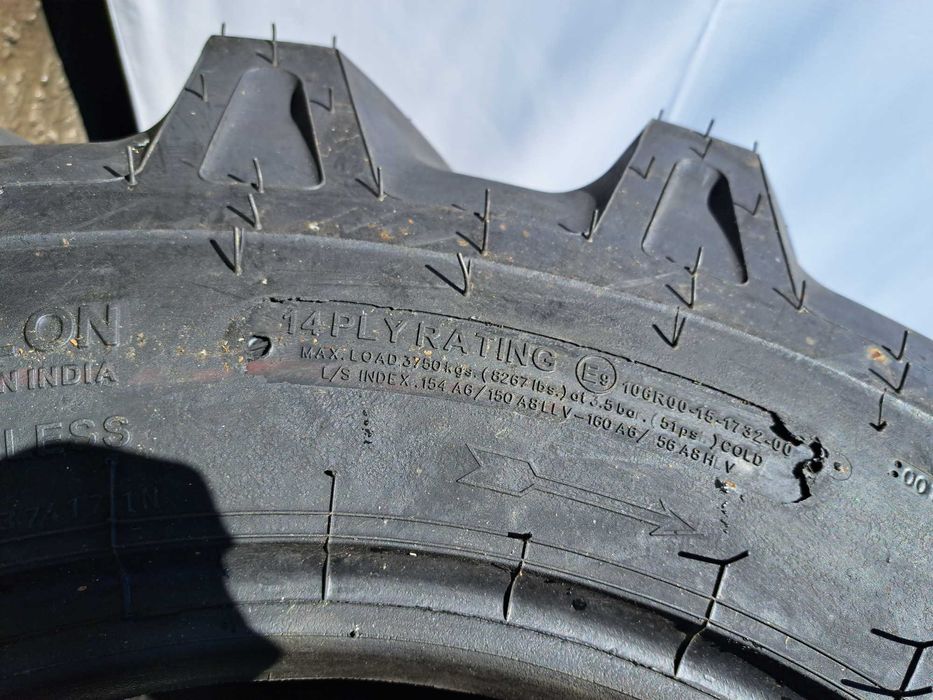 Anvelope noi 405/70-20 cu 14 pliuri pentru manitou marca MRL