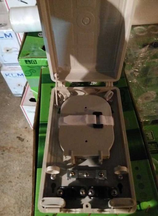 Пластиковый настенный оптический мини-бок